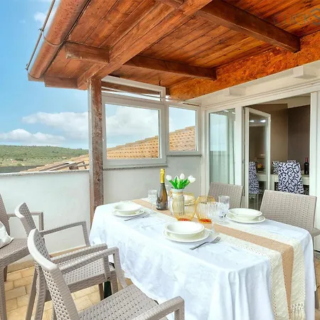 Sea View Terrace Masala Close To The Of Lido Di San Giovanni In Apartment Alghero
